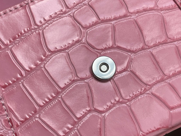 Ba*len*cia*ga hourglass