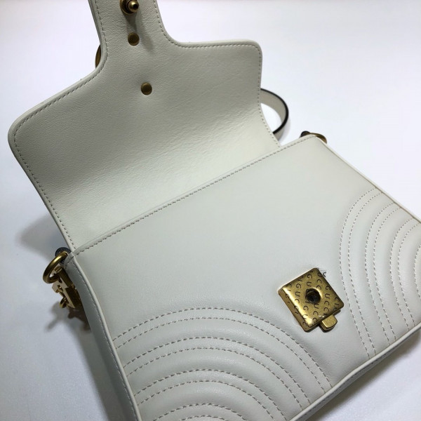 G*u*i gg marmont mini top handle bag