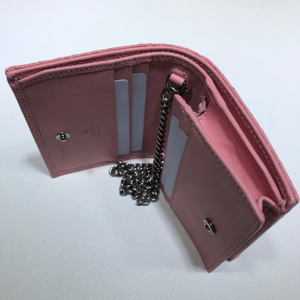 G*u*i gg marmont chain wallet