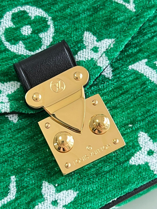 l0*is V*t0n micro metis