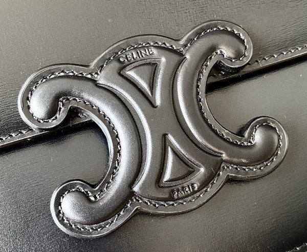 CELIN* CLASSIQUE TRIOMPHE BAG