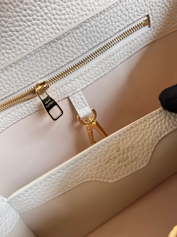 l0*is V*t0n capucines bb