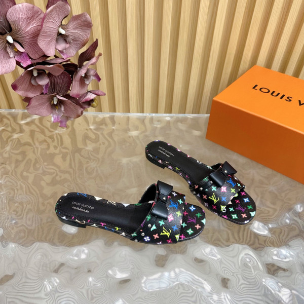 l0*is V*t0n slippers