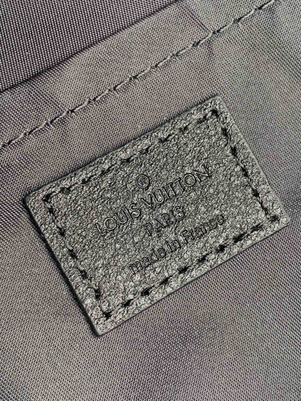 l0*is V*t0n palm springs mm new edition