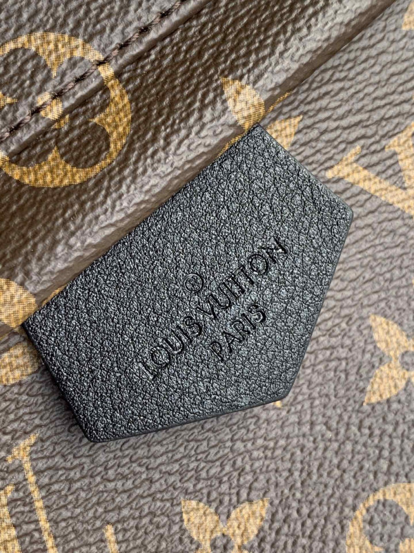 l0*is V*t0n palm springs mm new edition