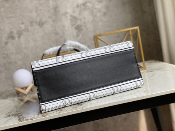 l0*is V*t0n onthego mm