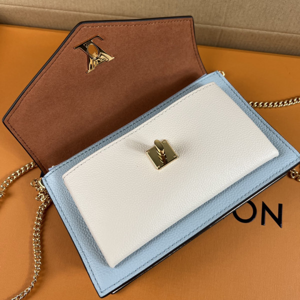 l0*is V*t0n mylockme chain pochette