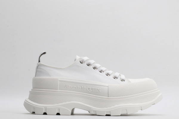 ale*d*r M*Q*en tread slick lace up