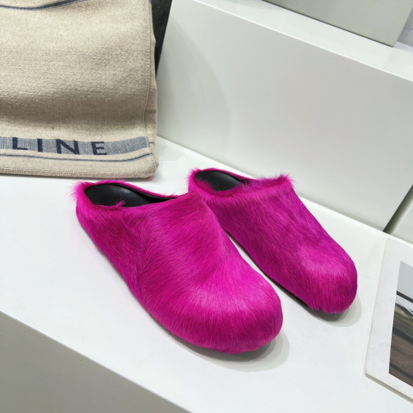 MARNI FUCHSIA LONG-HAIR CALFSKIN FUSSBETT SABOT