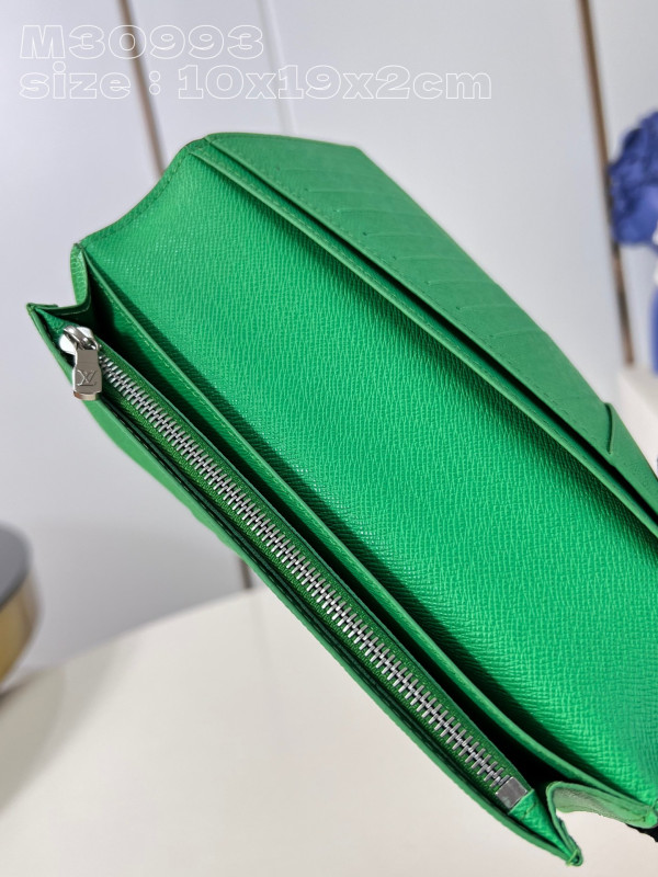 l0*is V*t0n brazza wallet-10*19*2cm