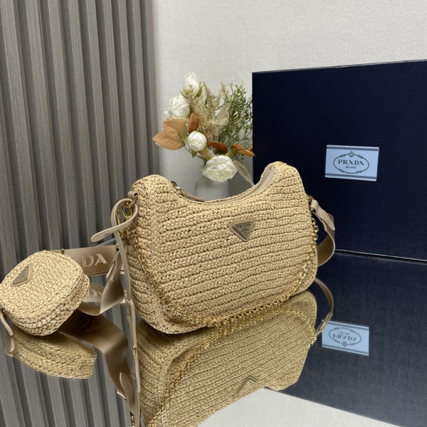 Pra*a re-edition 2005 crochet bag-23*16*7cm