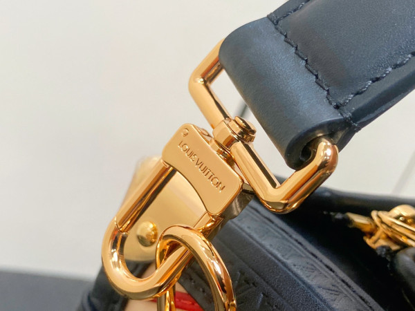 l0*is V*t0n side trunk pm-21*14*6cm