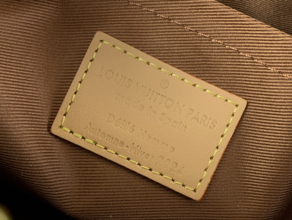 l0*is V*t0n speedy 25