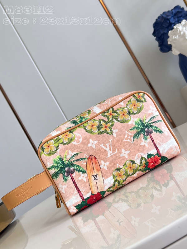 l0*is V*t0n locker dopp kit bag-23*13*12cm