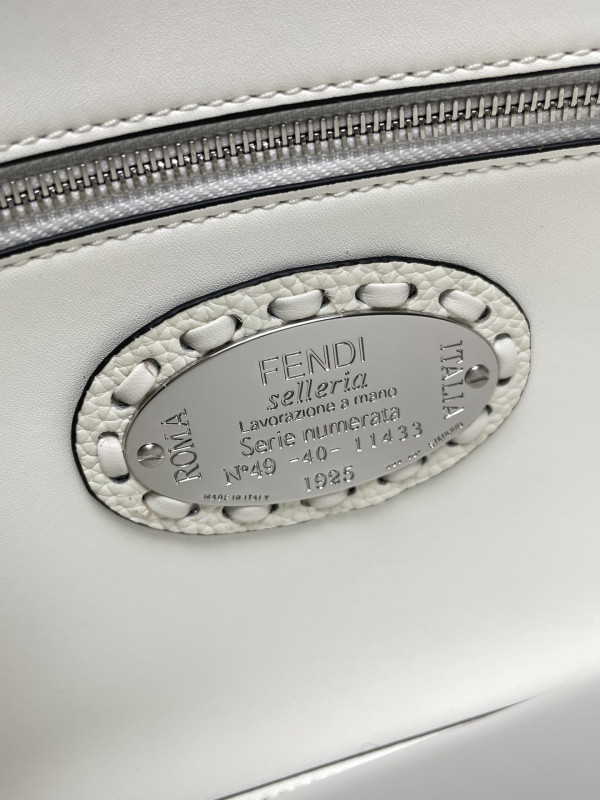 F**di baguette-26*13*6cm