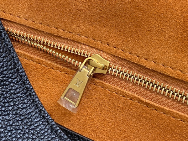 l0*is V*t0n soft twist-27*19*9cm