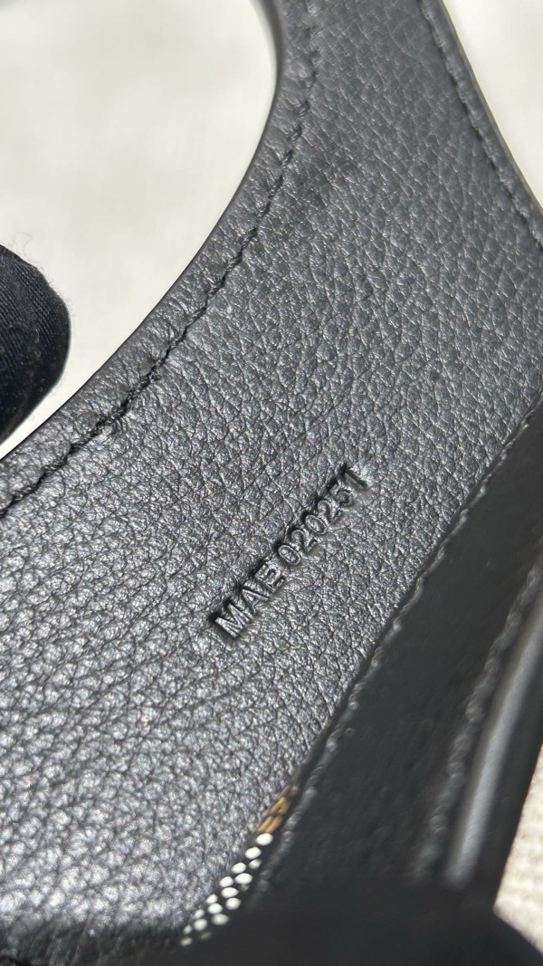 Go*ard beluga - 23×18.5×8cm