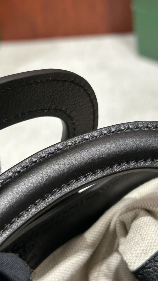 Go*ard beluga - 23×18.5×8cm